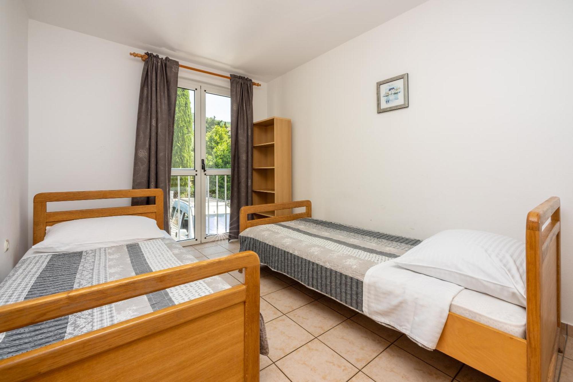 Apartments Obradovic Dramalj Zewnętrze zdjęcie